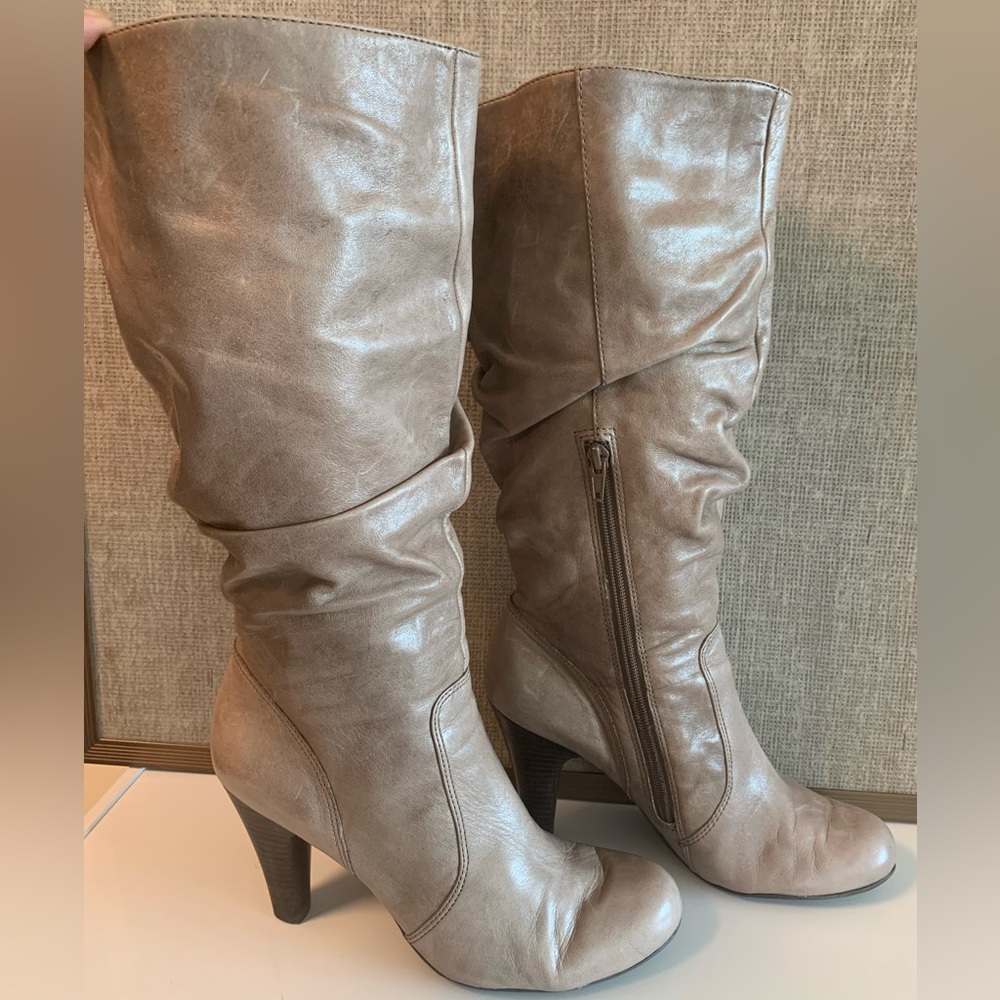 Guess Womens Boots